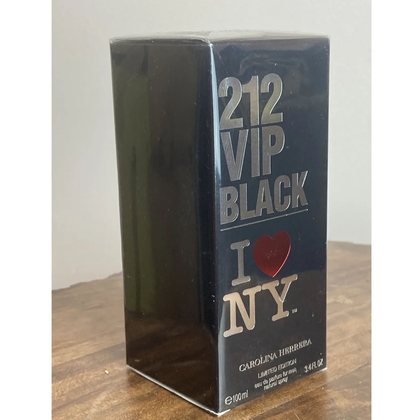 Buy 212 Vip Black Love Ny Eau De Parfum - 100ml at Rs. 22000 from Likeshop.pk